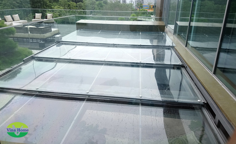 Có nên lắp đặt giếng trời bằng tấm lợp lấy sáng Polycarbonate